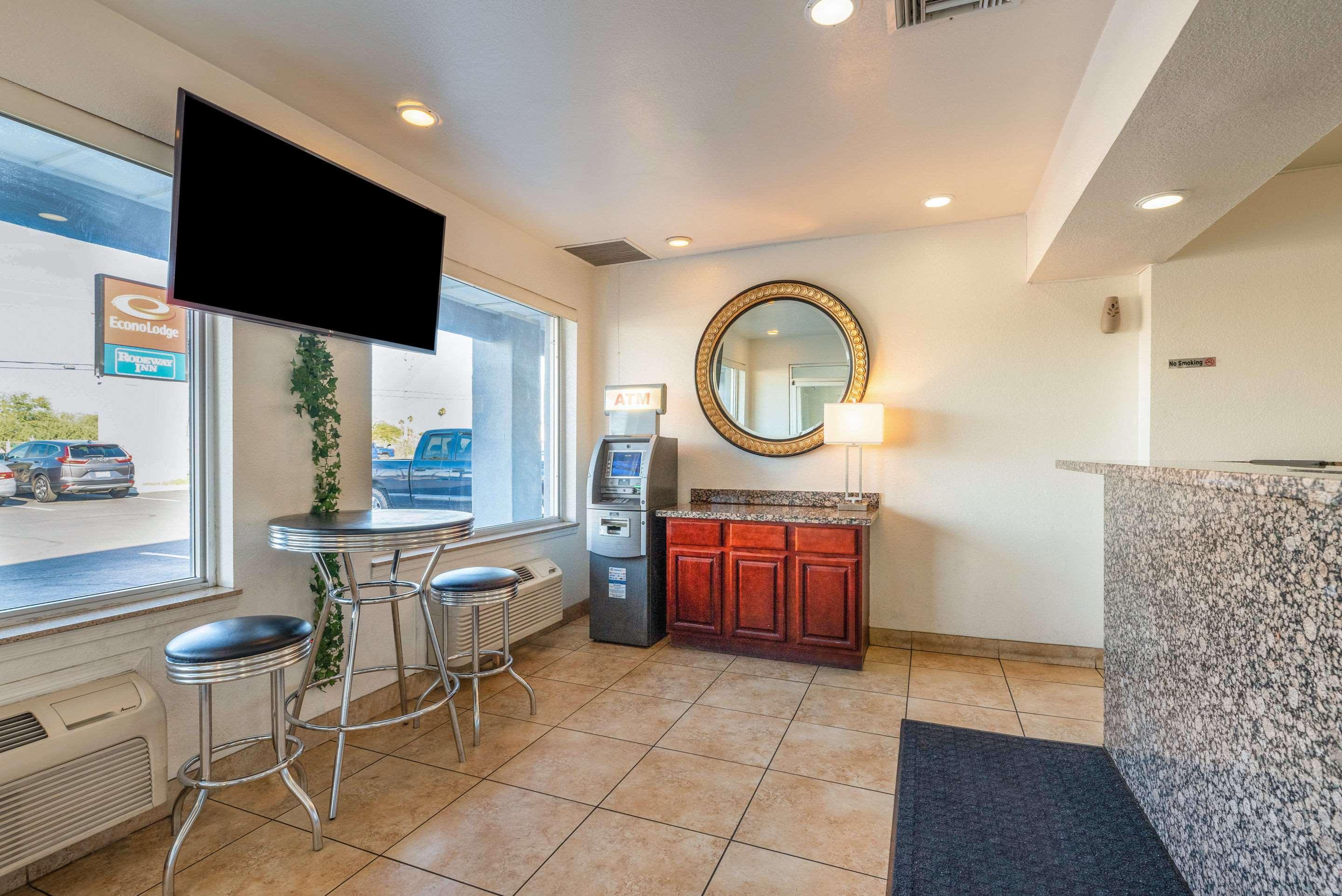 Econo Lodge Phoenix North I-17 المظهر الخارجي الصورة